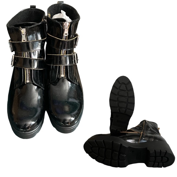 Black Patent Faux Leather Boots - Picture 8 of 8